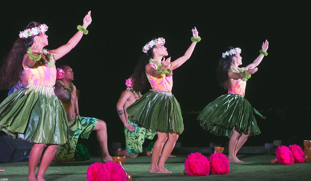 Best Maui Luaus Hula Dancers